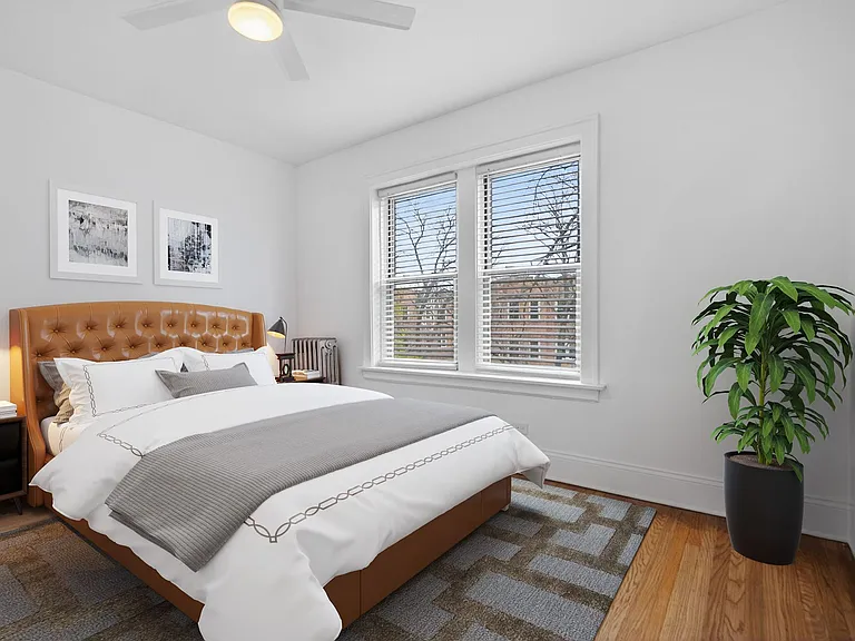 6310 N Artesian — Photo 16