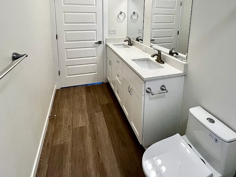 Reverse view bathroom.