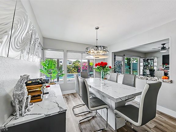 4th image of 627 Landview Ct