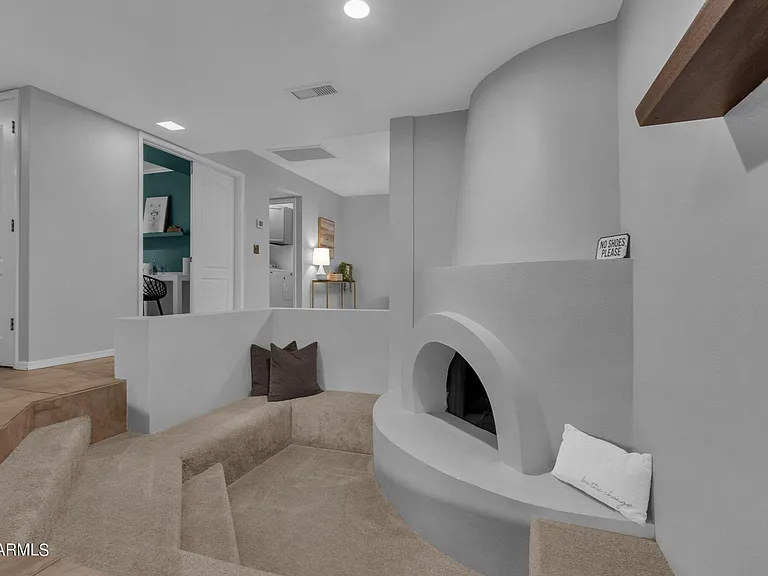 4611 E Desert Dr — Photo 11