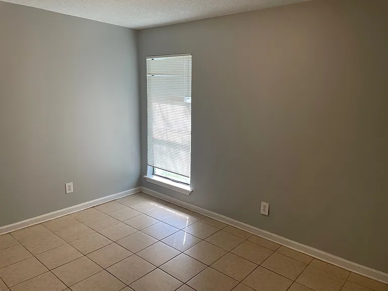 4303 Arehart Dr — Photo 15