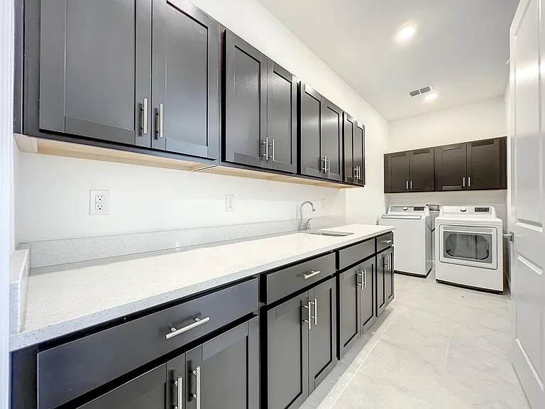 4379 Renly Ln — Photo 5