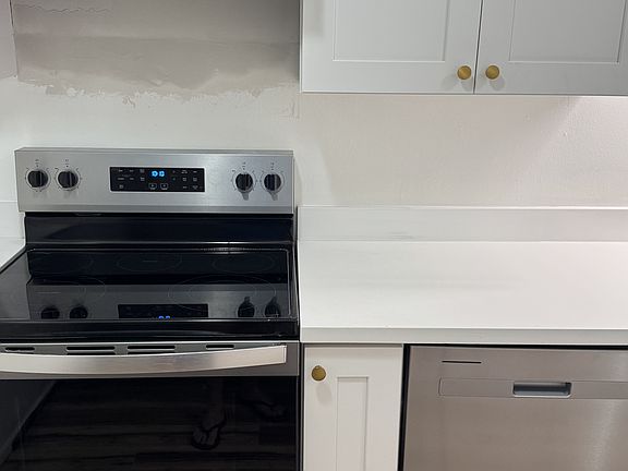 2nd image of 1010 S College Rd