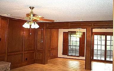 4th image of 2929 Cypress Dr