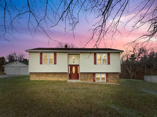 1250 N 13th St, Wytheville, VA 24382