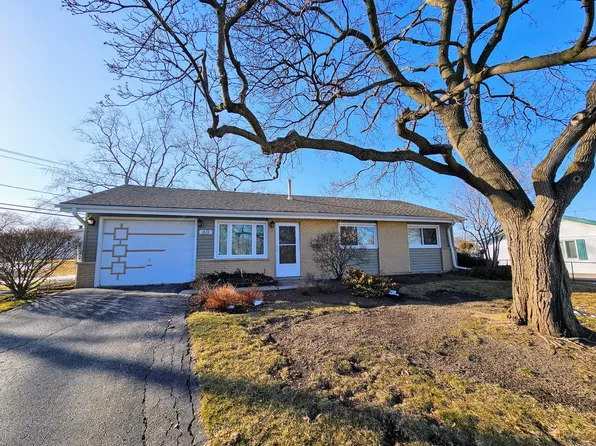 60 Payson St, Hoffman Estates, IL 60169