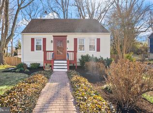 4027 Maple St, Fairfax, VA 22030