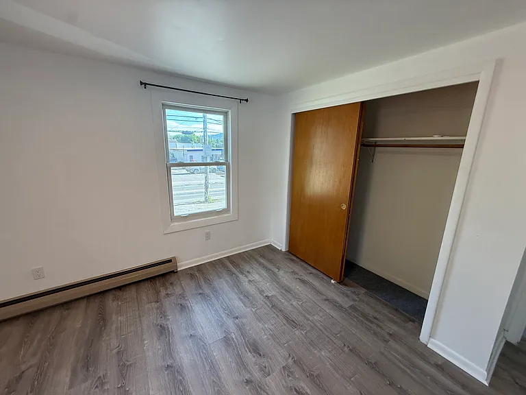 301-303 North St #302 — Photo 8