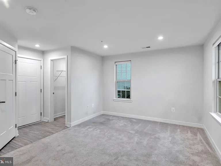 14737 Earl Mitchell Ave #E — Photo 13
