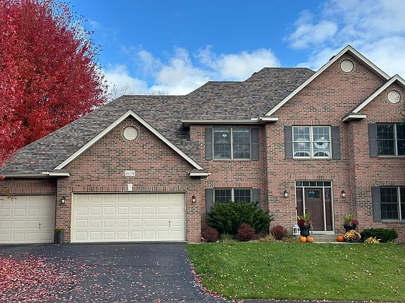 2nd image of 16176 Hawthorn Path