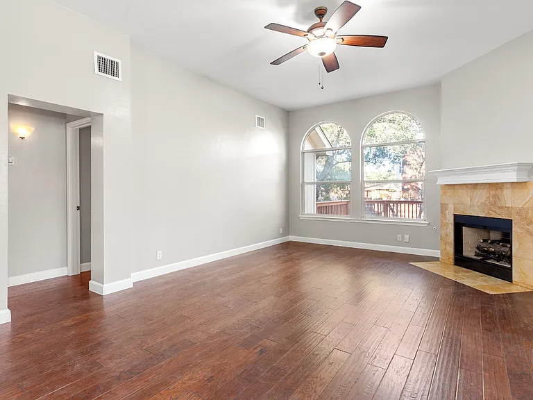 6802 Auckland Ct — Photo 6