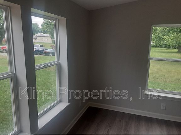 4th image of 172 Habig St