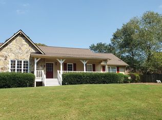 2777 Colony Cir, Snellville, GA 30078