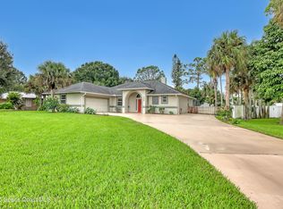 688 Fleming St, Sebastian, FL 32958