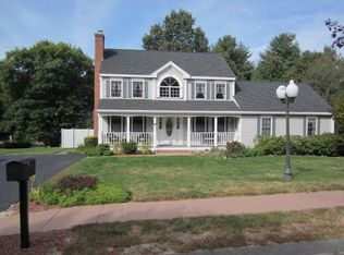 11 Tibbett Cir, Fitchburg, MA 01420