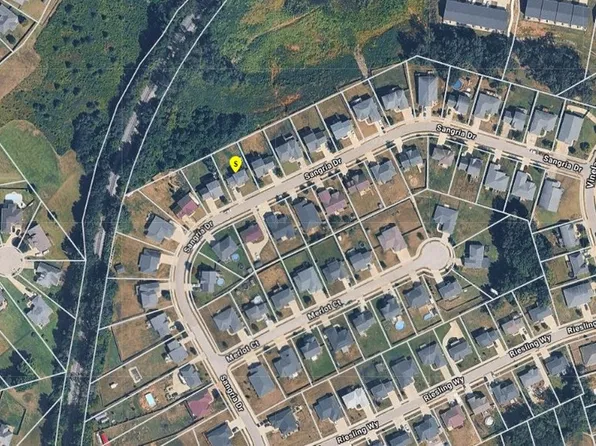 224 Sangria Dr, Vine Grove, KY 40175