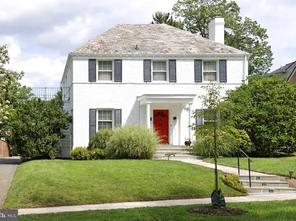 4819 Drummond Ave, Chevy Chase, MD 20815