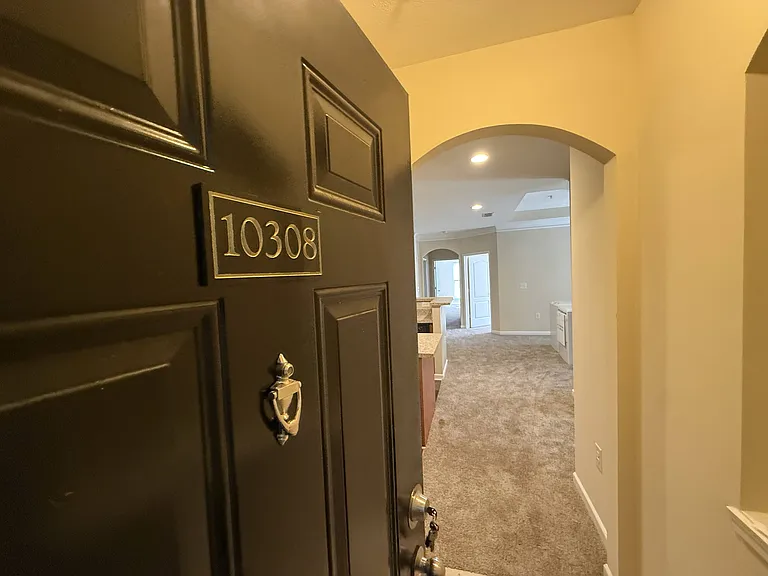 Wesley Kensington Apartments at Stonecrest — Photo 581