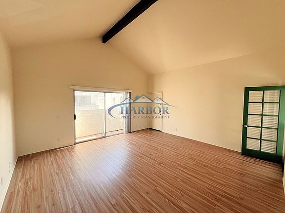 3rd image of 4567 W 159th St #4