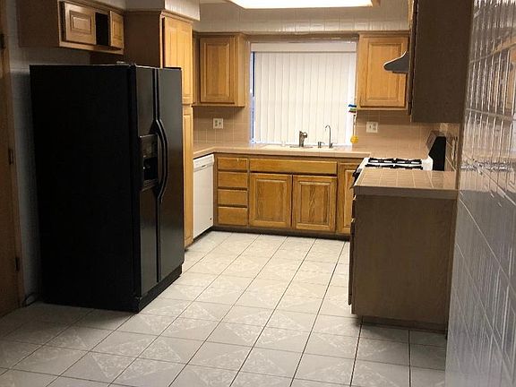 2nd image of 6024 Stanton Ave