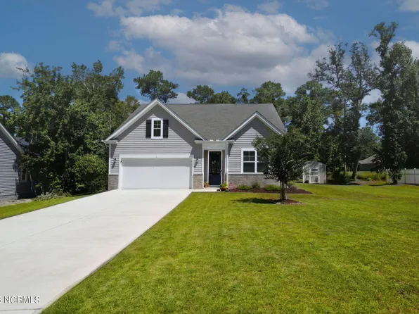 5349 Glennfield Circle SE, Southport, NC 28461