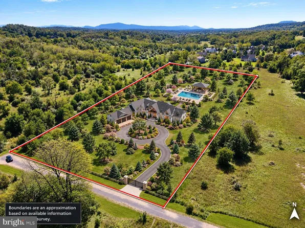 6 Cedar Creek Grn, Winchester, VA 22602