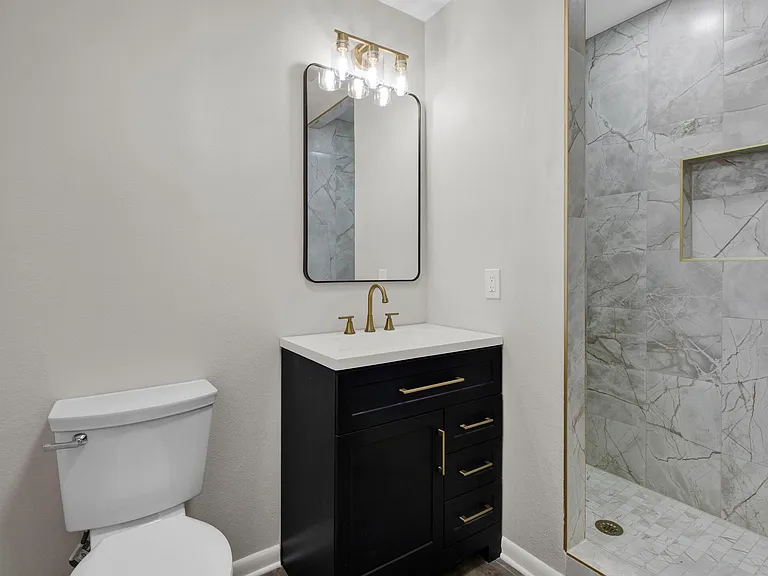 413 Dawn St — Photo 25