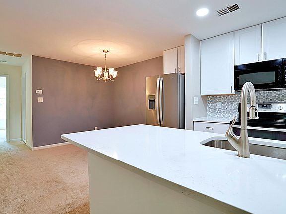 5th image of 7713 Lafayette Forest Dr APT 23