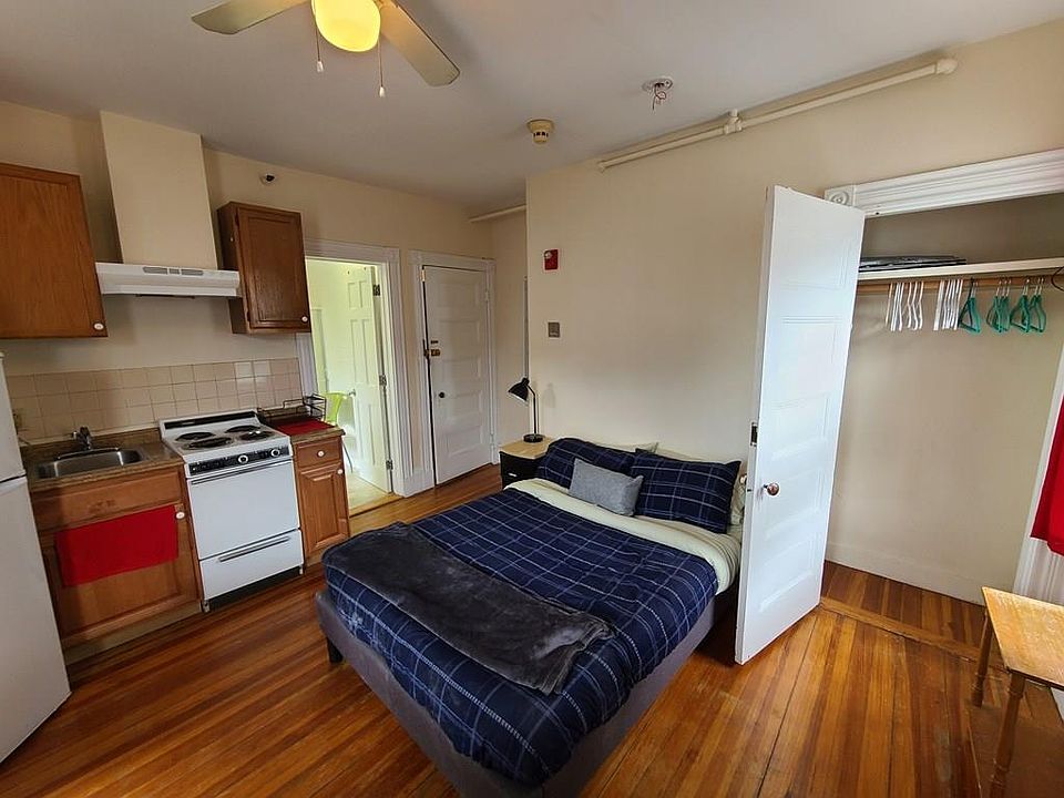 2nd image of 61 Fayette St APT 8