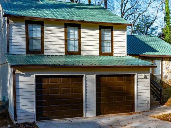 3800 W Wood Path, Stone Mountain, GA 30083