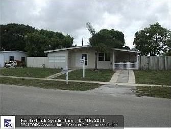 1st image of 4051 NE 13th Ave