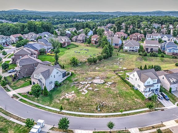 2nd image of 8033 Warren Dr
