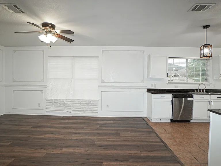 4006 Collin Ct — Photo 6