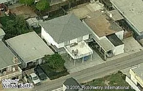 1105 Bath Ln — Photo 3