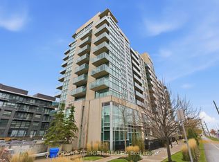 1600 Charles St #711, Whitby, ON L1N0G4