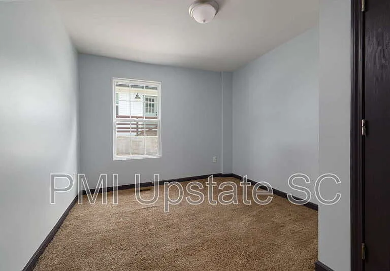249 E Hampton Ave — Photo 14