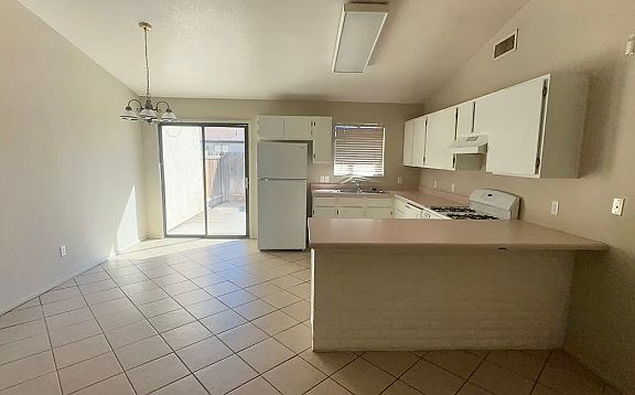 3rd image of 2776 S Avenue 2 1/2 E APT 73