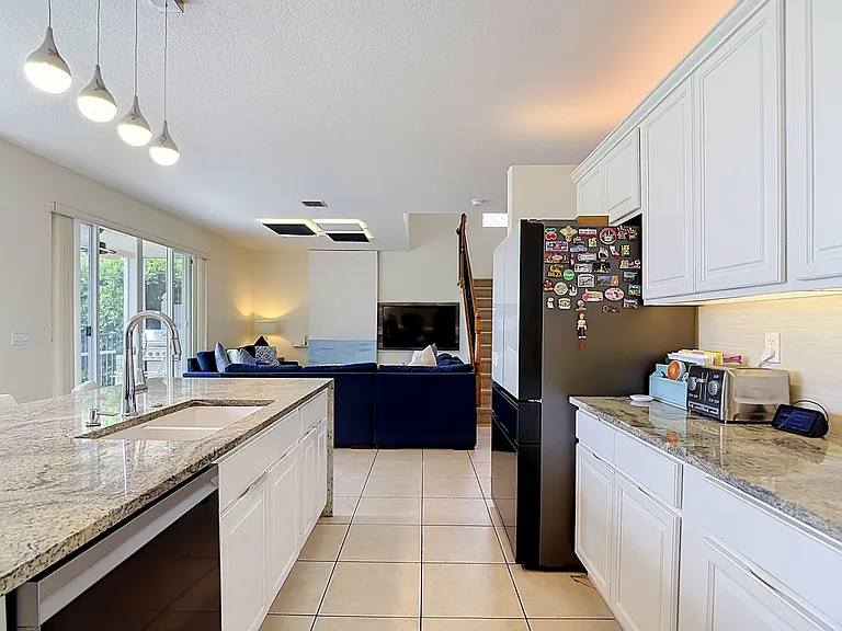 1154 Oakwater Dr — Photo 40