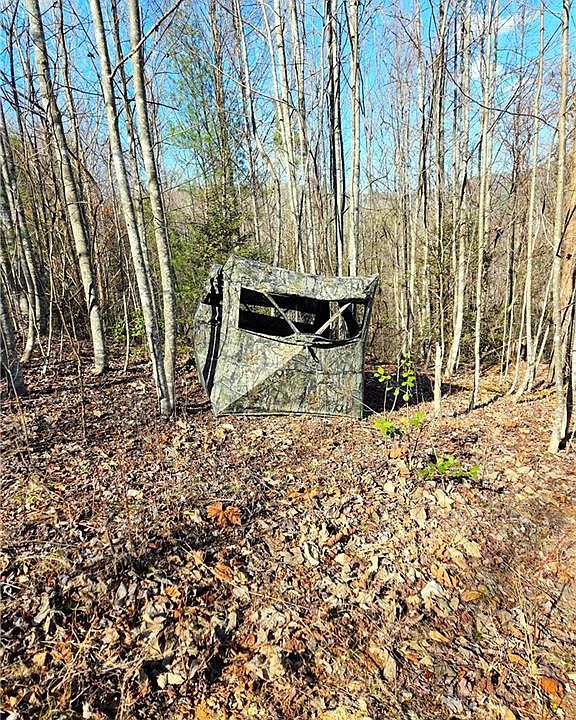 1st image of Eagle Hills Road Eagle Hls
