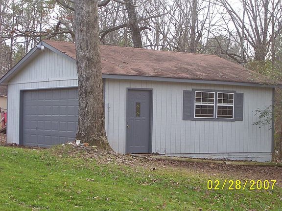 24x24 workshop w/ AC & electricity