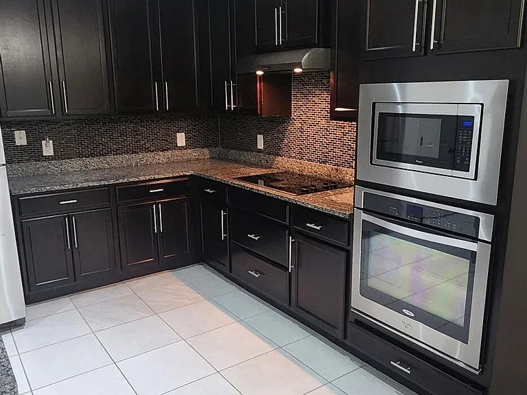 1817 Elkins Point Dr — Photo 12
