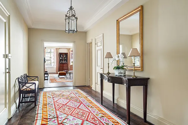 Sold by Compass | media 1