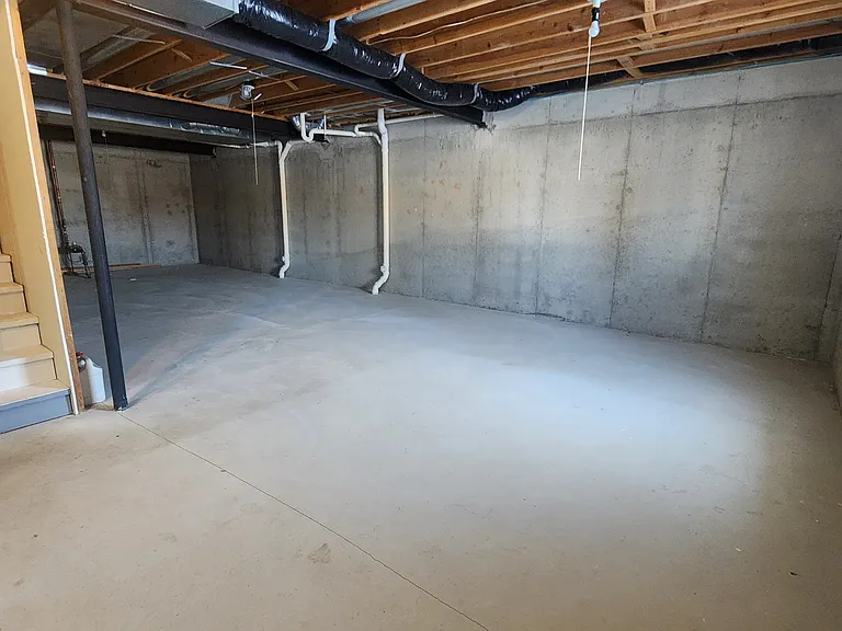 6146 Lone Oak Cir #B1 — Photo 31