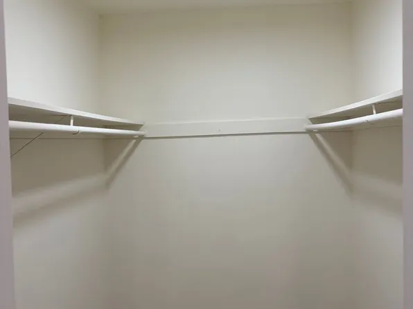 15526 Nordhoff St #Y29, North Hills, CA 91343