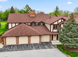 7812 W Golf Dr APT 2A, Palos Heights, IL 60463