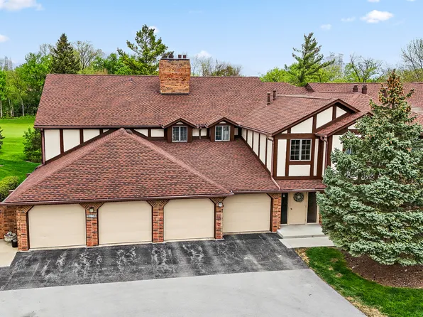 7812 W Golf Dr APT 2A, Palos Heights, IL 60463
