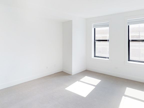 Dining/Living room