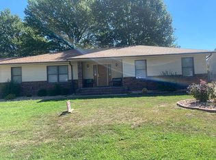 2144 Alison St, Carthage, MO 64836