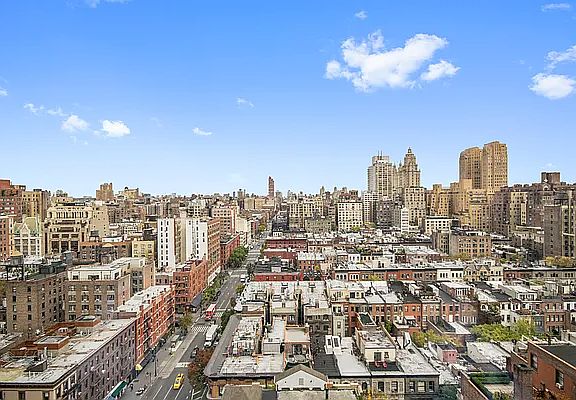 5th image of 45 W 67th St APT 20F