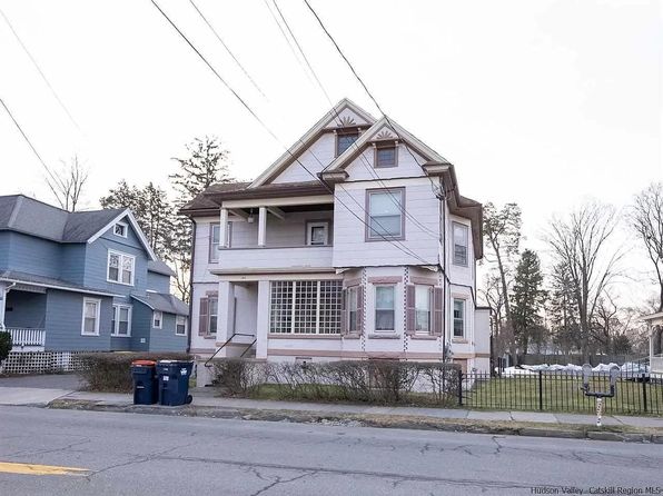 160 Main St #1